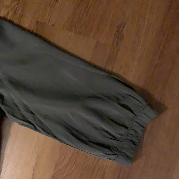 Top - Picture 9 of 14